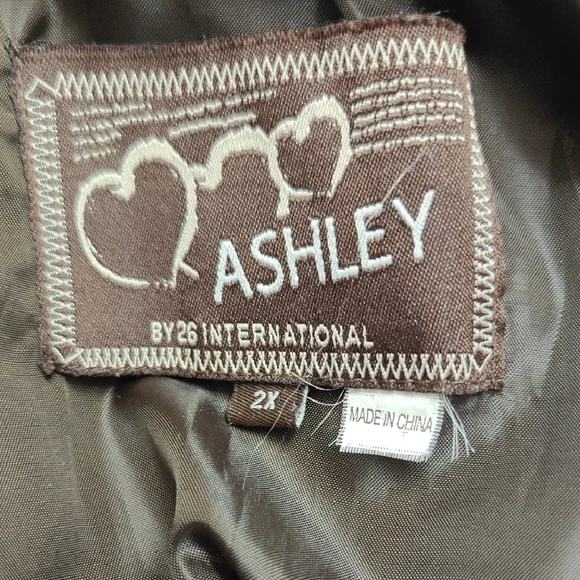 Ashley By 26 International Leopard Print Bomber Jacket - Picture 4 of 4